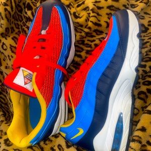 Kids Multicolor AirMax size 7